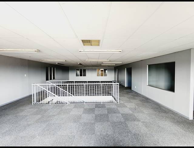 637M² WAREHOUSE TO LET IN KYA SANDS